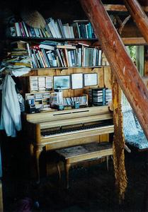  Lauridsen's best-known works - the large choral work "Lux aeterna" and the beautiful setting of "O Magnum Mysterium" - were finished at his San Juan Island cabin on Puget Sound - on this old $50 piano.