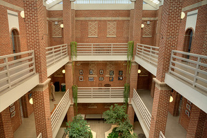 Kingsport's Renaissance Center houses many arts organizations as well as art exhibitions and performances. (Photo by Jeffrey Stoner, www.jeffreystonerphotography.com)
