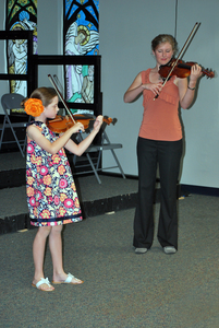 Rachael Emery is accepting violin students for the fall semester.