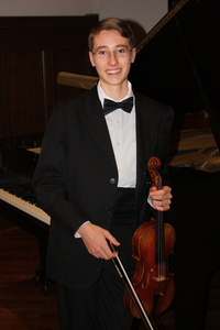 Young violinist Cameron Lugo 