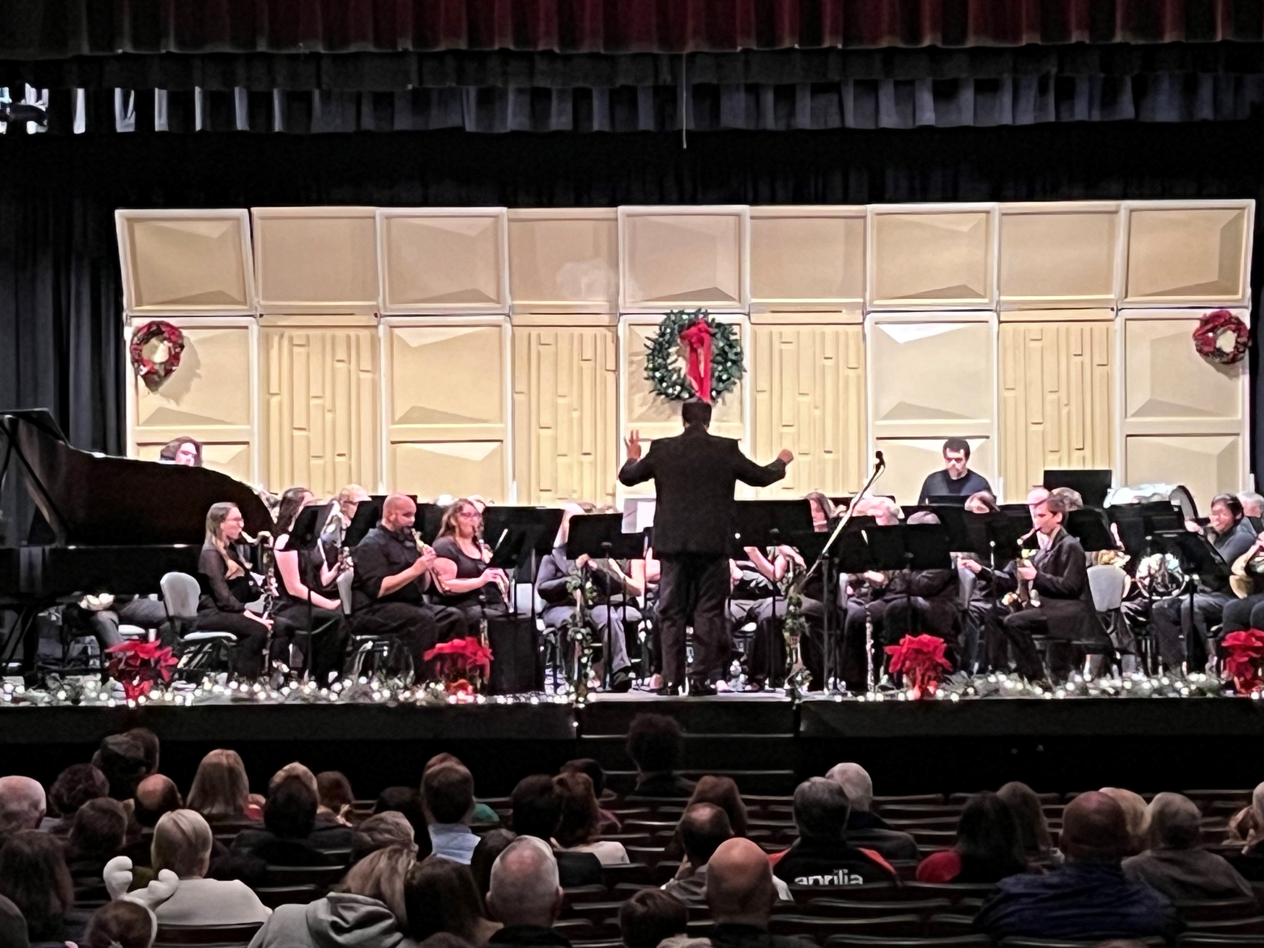 he Tusculum University Community Band performs its Christmas concert in 2022.